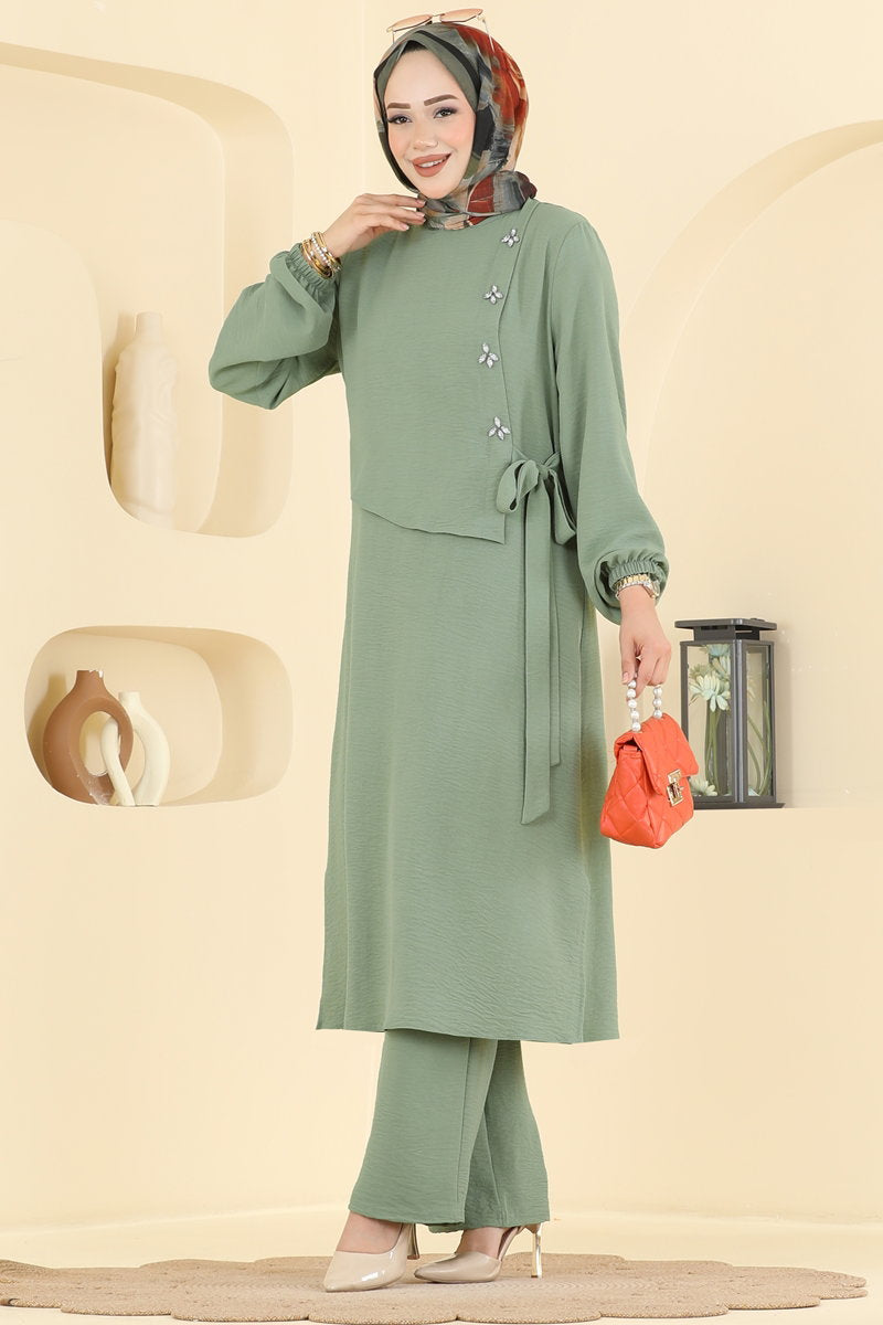 Aerobin Two-Piece Tie Set with Stones - Almond Green
