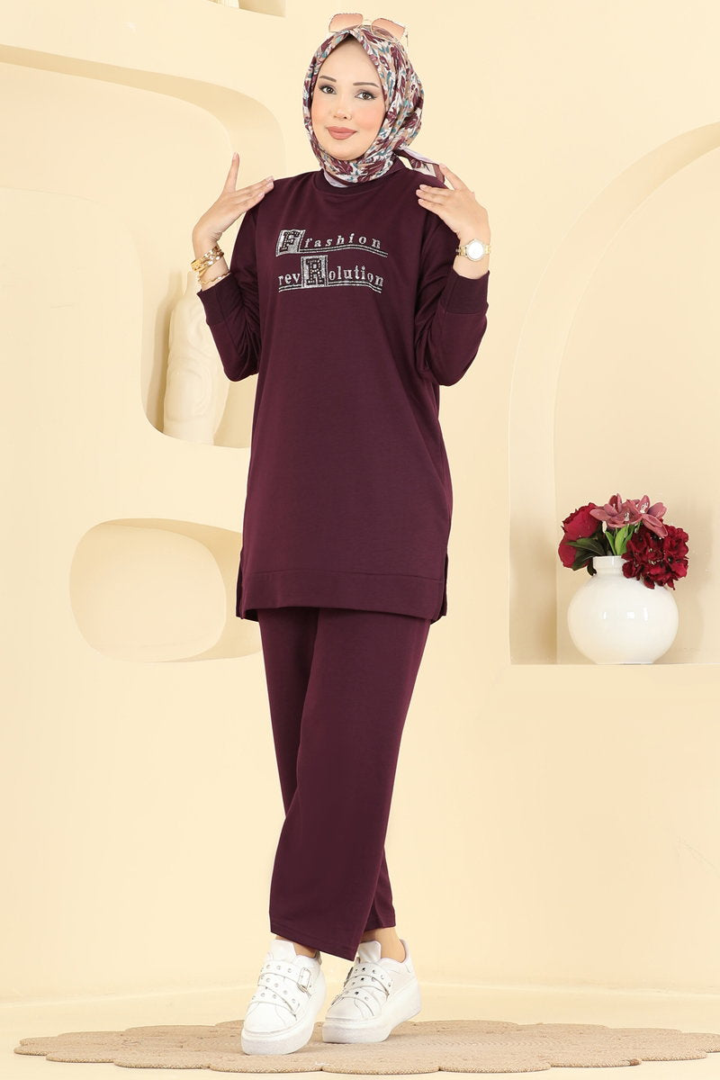 Relaxed Two-Piece Set with Stones - Plum