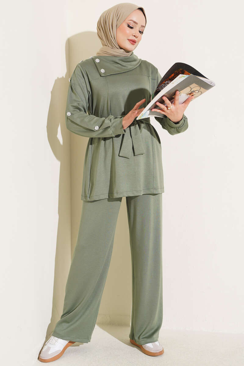 Two-Piece Set with Jewelled Buttons - Almond Green