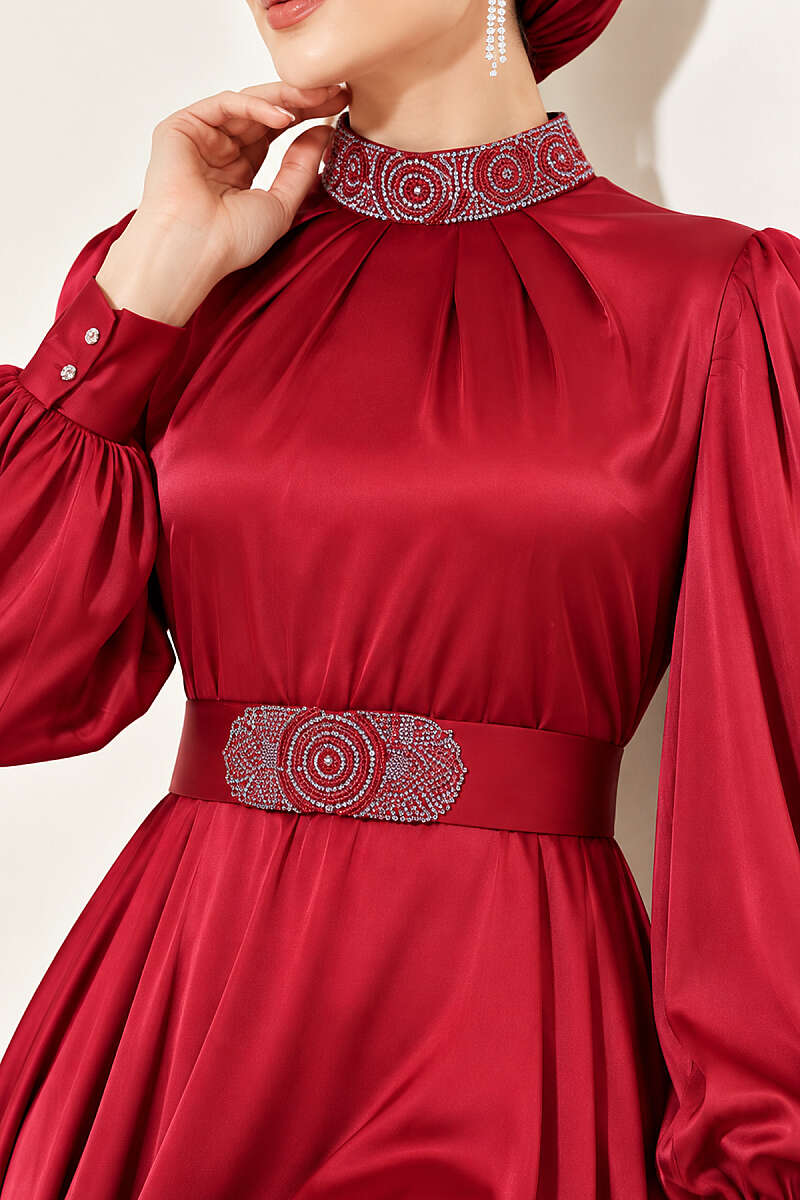 Stone-Embellished Satin Evening Dress - Burgundy