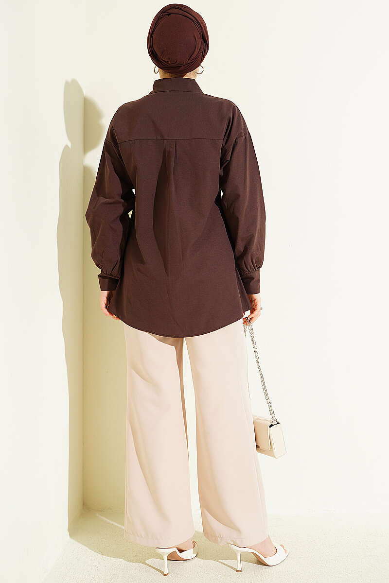 Concealed-Button Shirt with Stone Brooch - Brown