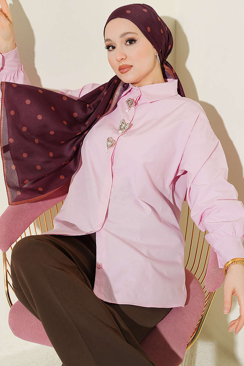 Concealed-Button Shirt with Stone Brooch - Pink