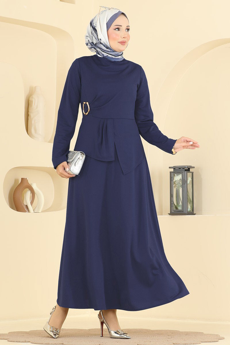 Elegant Crepe Knit Dress with Buckle - Navy