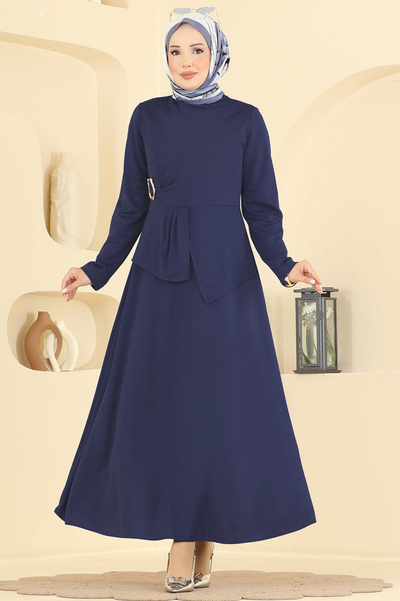 Elegant Crepe Knit Dress with Buckle - Navy