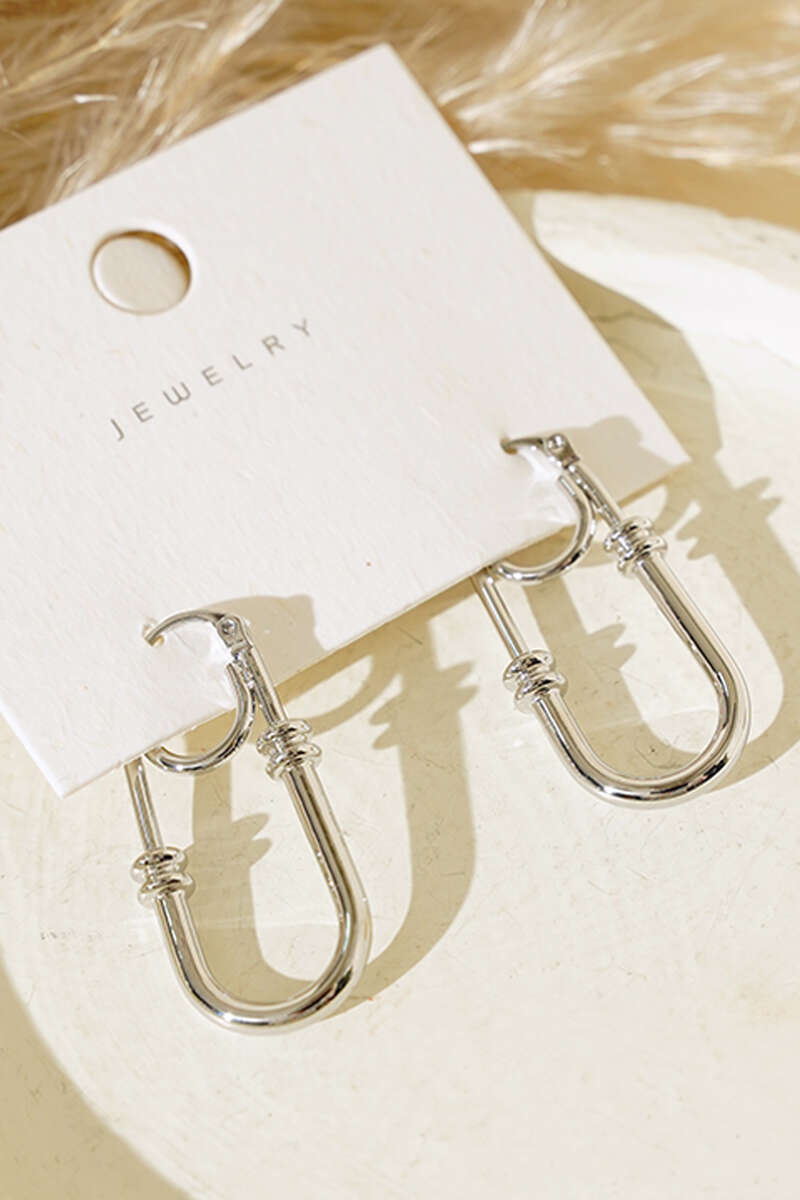 U-Shape Earrings - Silver