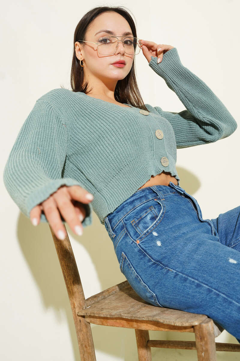 Three-Button Knit Crop Cardigan - Almond Green