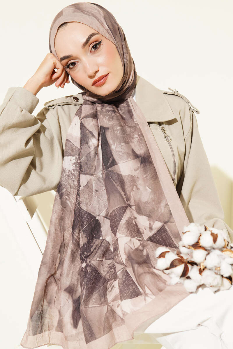 Triangle Print Bamboo Crinkle Shawl - Beige