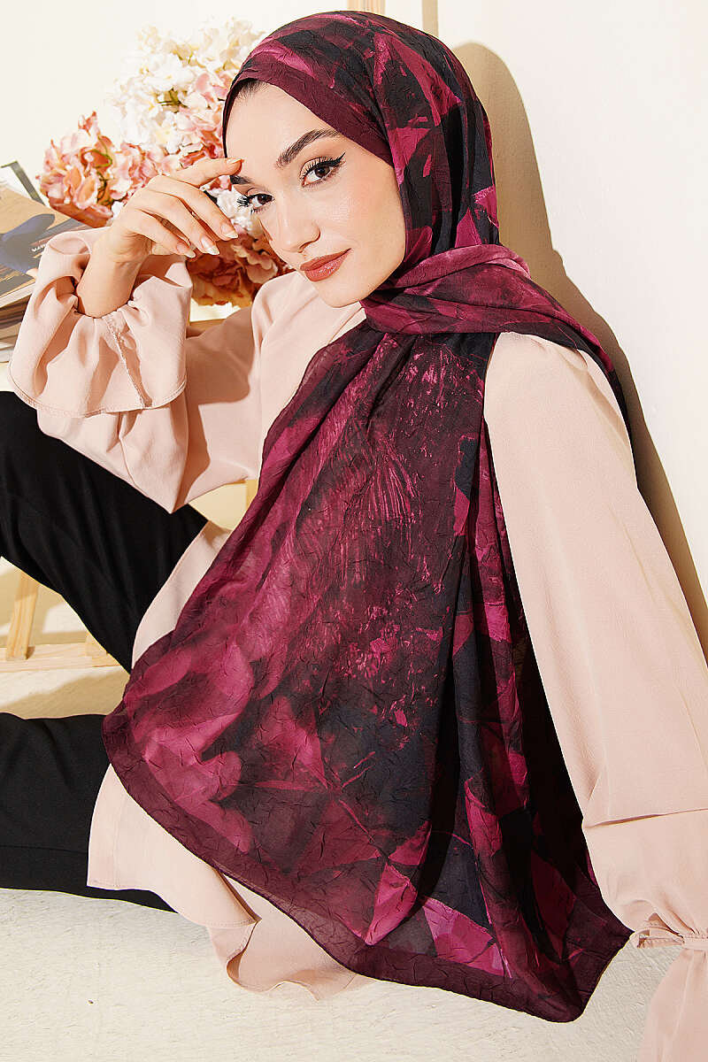 Triangle Print Bamboo Crinkle Shawl - Burgundy