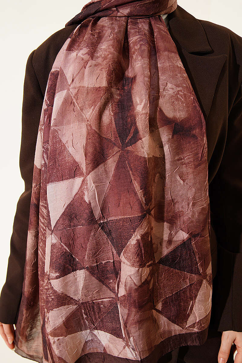 Triangle Print Bamboo Crinkle Shawl - Brown
