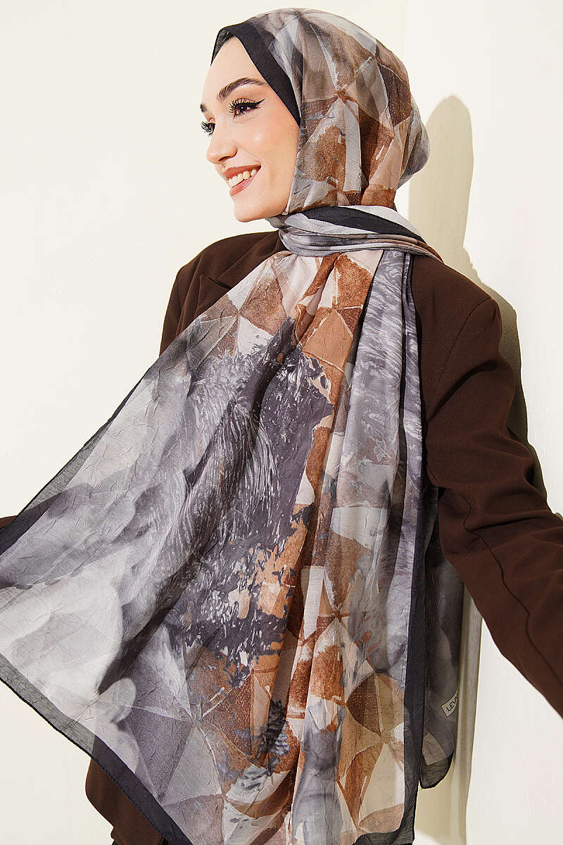 Triangle Print Bamboo Crinkle Shawl - Black-Smoke Grey