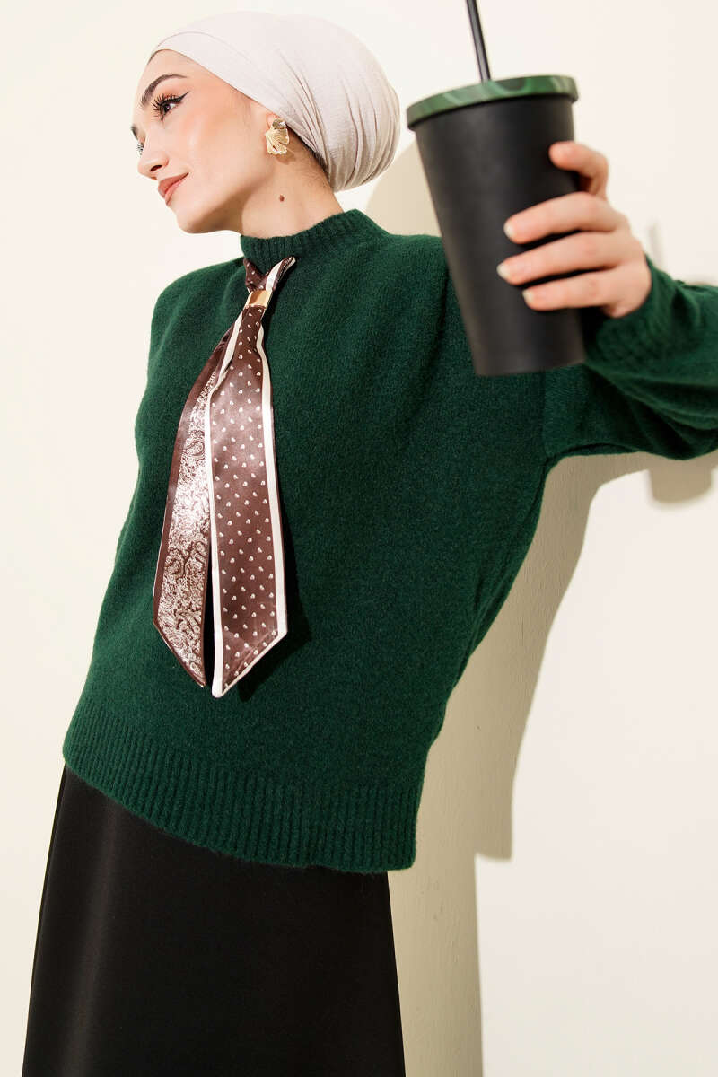 Long-Scarf Knit Sweater - Emerald