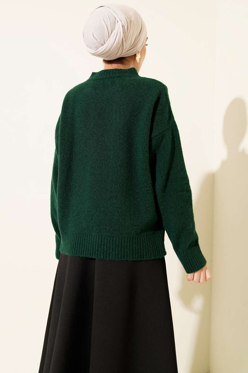 Long-Scarf Knit Sweater - Emerald
