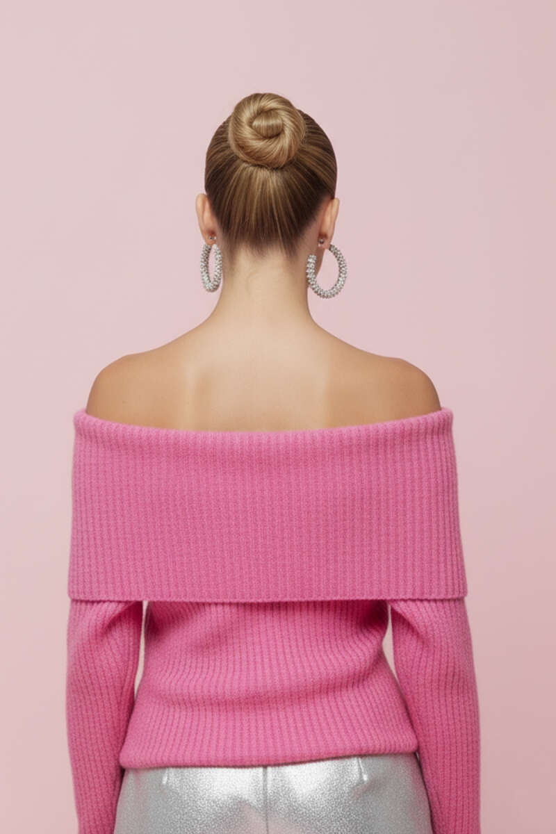 Long-Sleeve Madonna-Neck Sweater - Pink