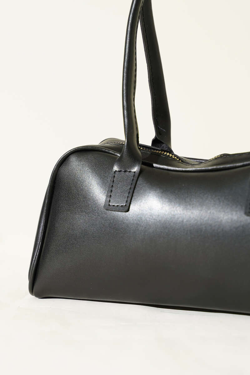 Long-Handle Zip Baguette Bag - Black