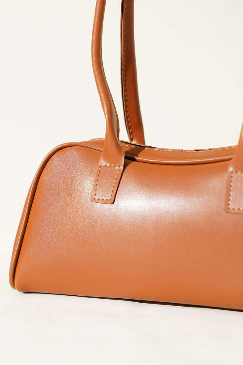Long-Handle Zip Baguette Bag - Tan