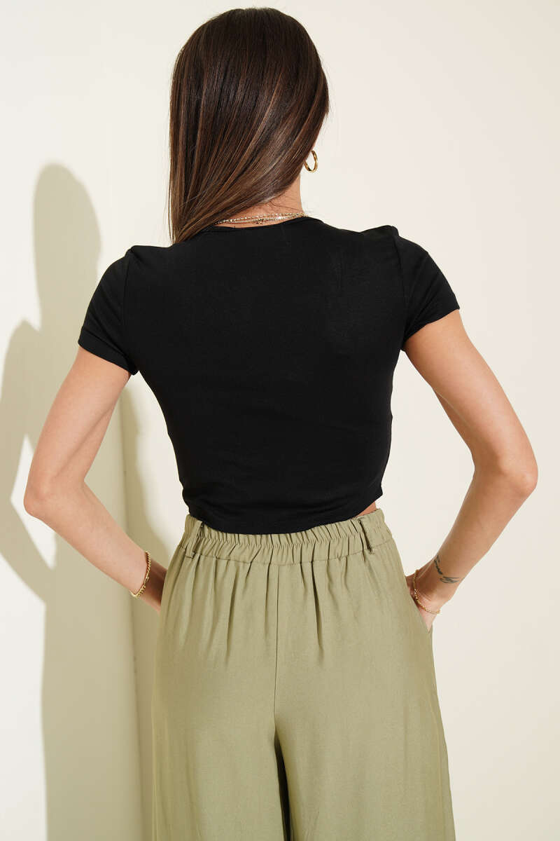 V-Neck Lace Crop Top - Black