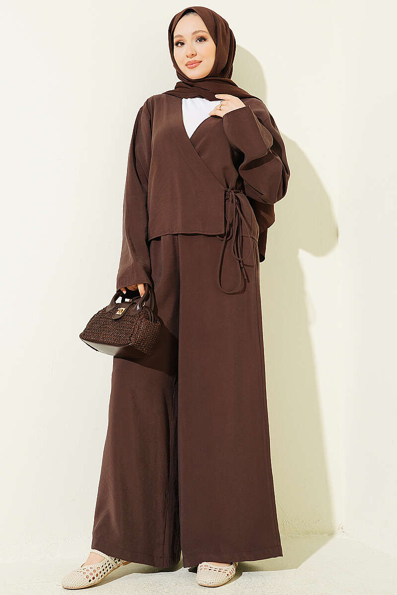 V-Neck Tie Two-Piece Set - Brown