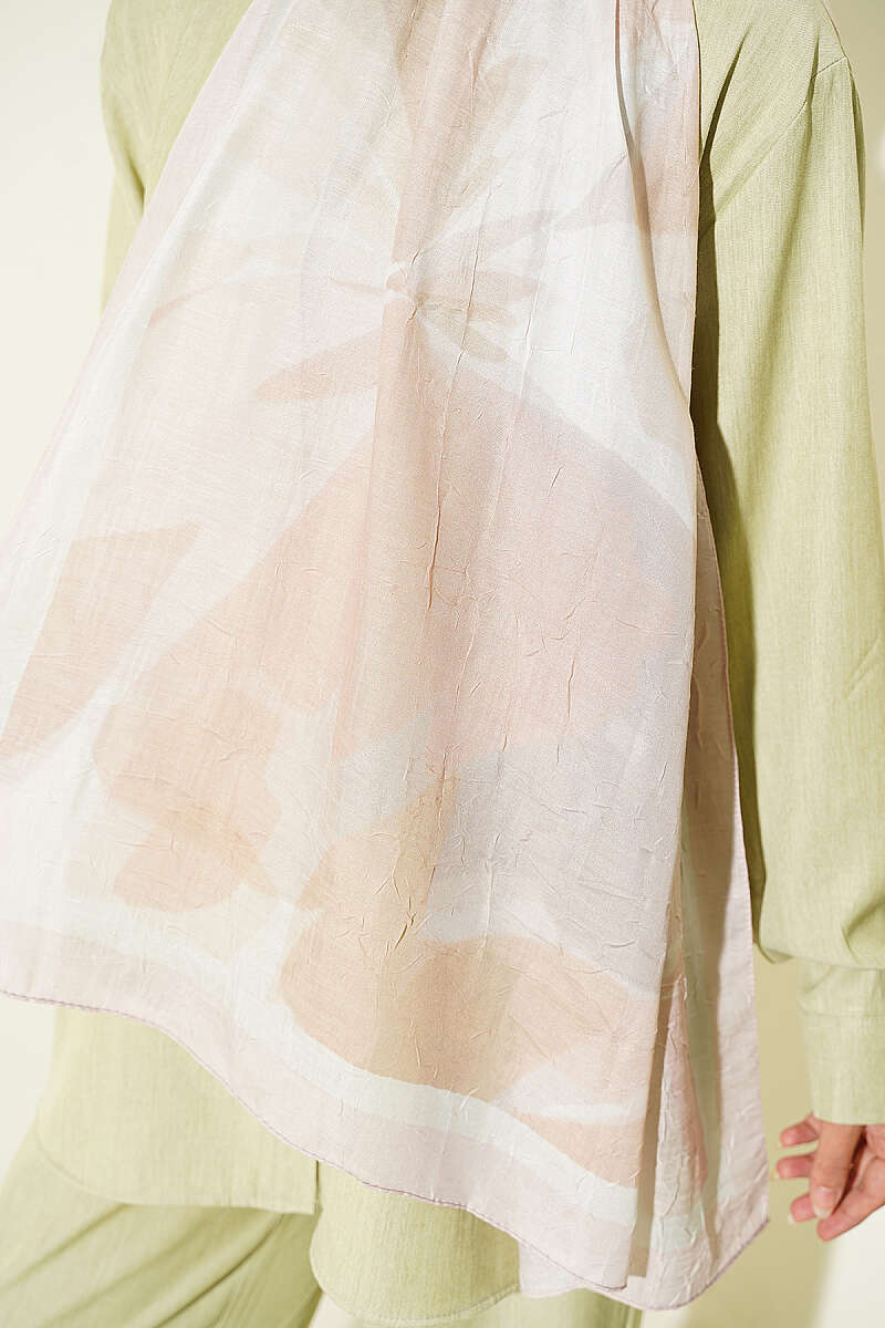 Vera Bamboo Crinkle Shawl - Beige