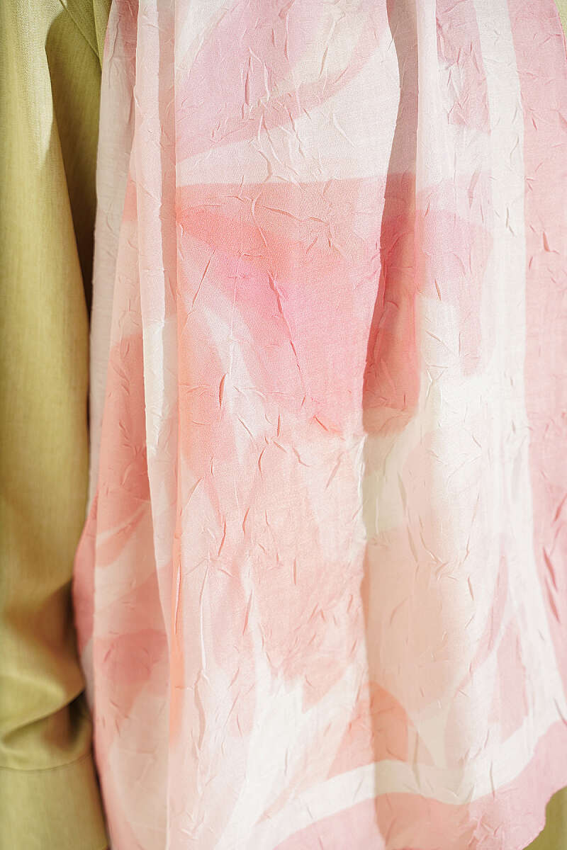 Vera Bamboo Crinkle Shawl - Pink