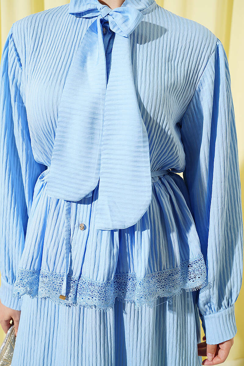 Ribbed Guipure Skirt Set with Lace-Up Collar - Blue