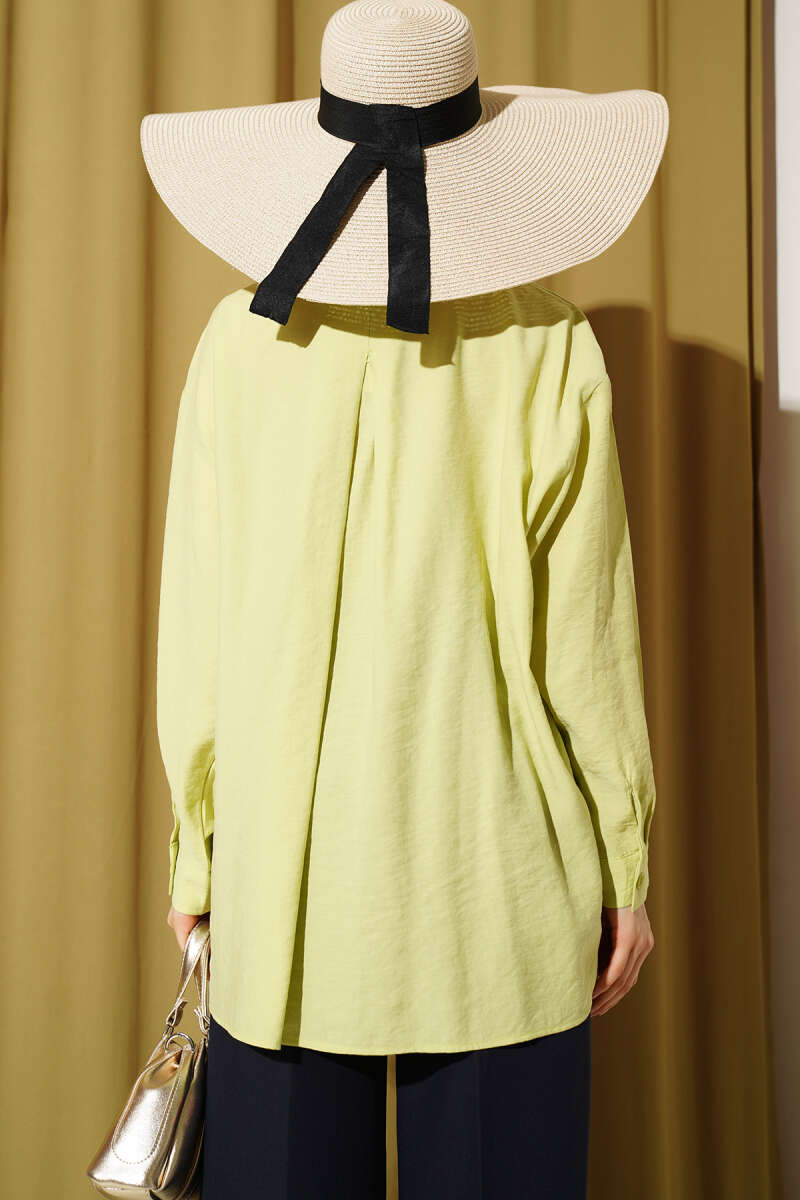 Oversized Shirt with Collar Pocket - Pistachio