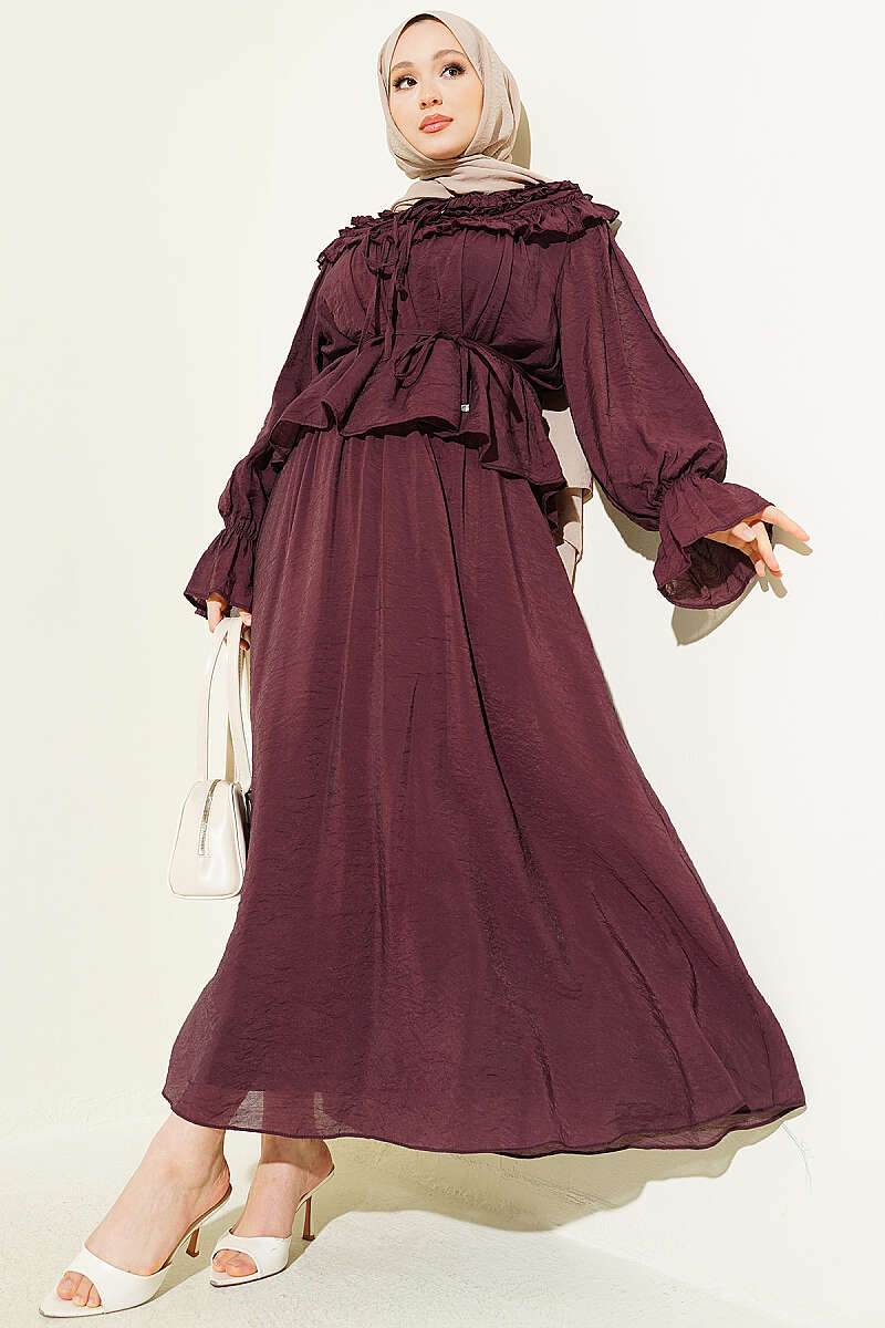 Skirt Set with Ruffle Collar and Guipure Waist - Plum