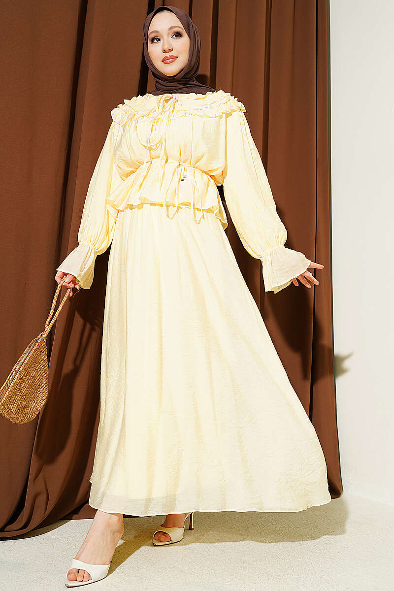 Skirt Set with Ruffle Collar and Guipure Waist - Yellow