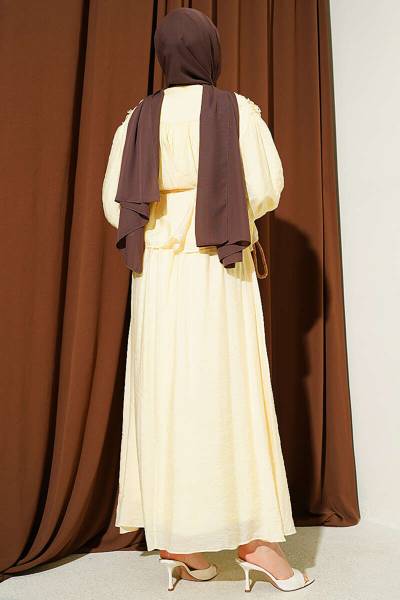 Skirt Set with Ruffle Collar and Guipure Waist - Yellow