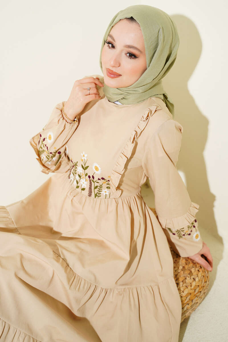 Embroidered Poplin Dress with Ruffled Collar - Beige