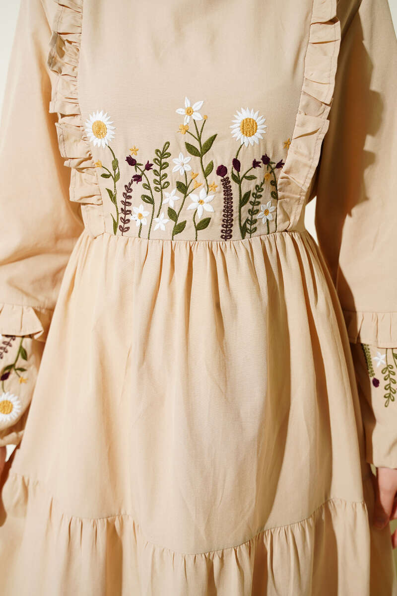 Embroidered Poplin Dress with Ruffled Collar - Beige
