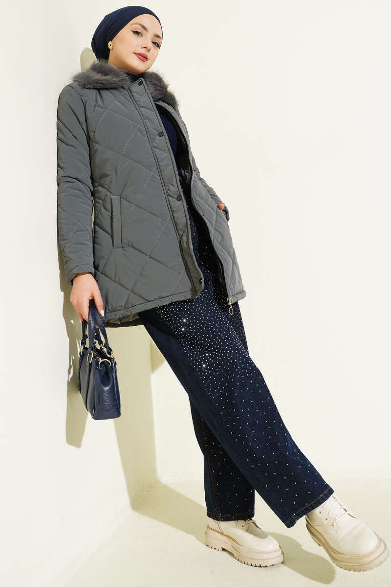 Short Quilted Coat with Faux Fur Collar - Smoke Grey