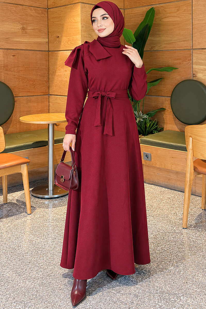 Evening Dress with Contrast Collar - Burgundy