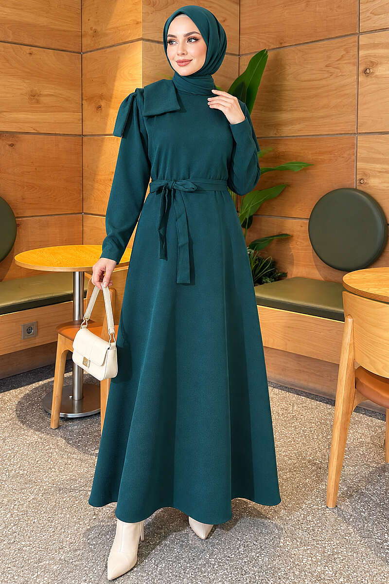 Evening Dress with Contrast Collar - Emerald