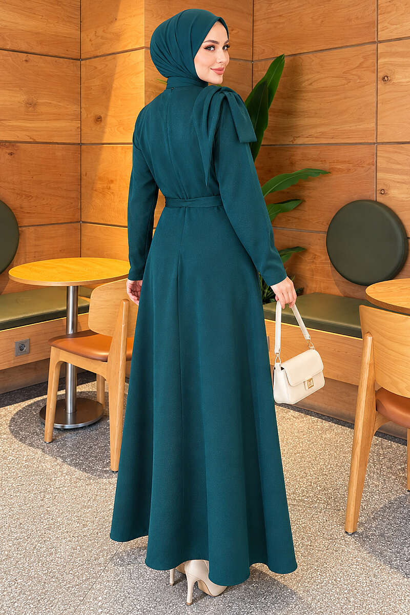 Evening Dress with Contrast Collar - Emerald