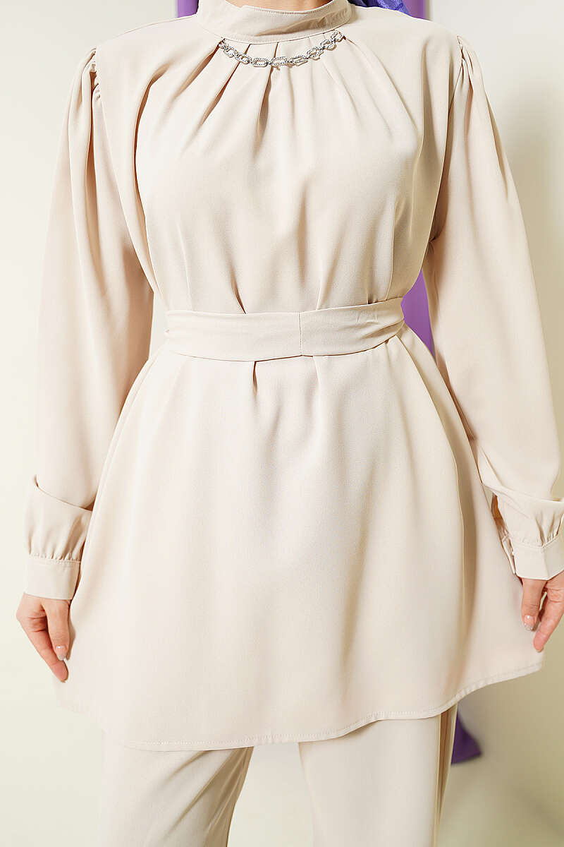 Tunic Two-Piece Set with Necklace Collar - Beige