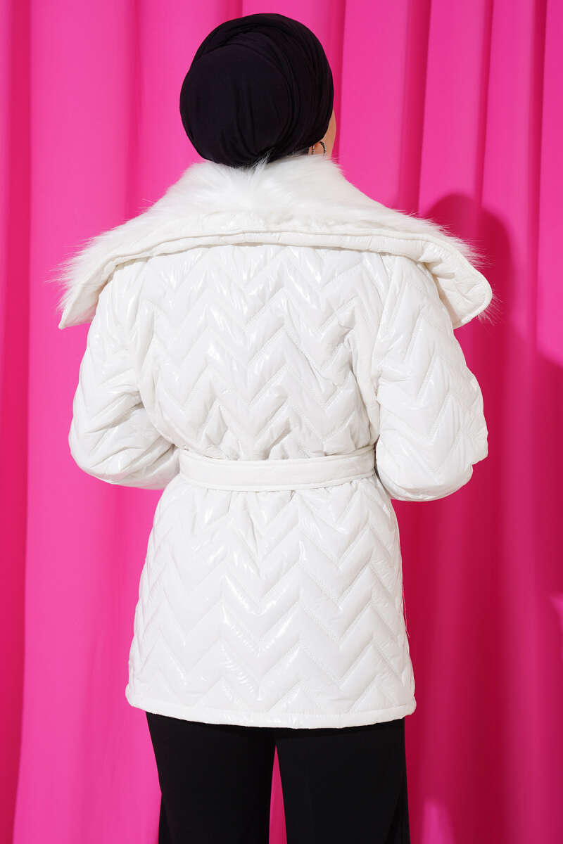 Glossy Coat with Faux Fur Collar - White