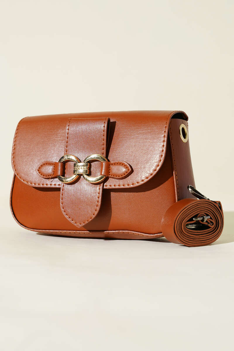 Handbag with Gilded Buckle - Tan