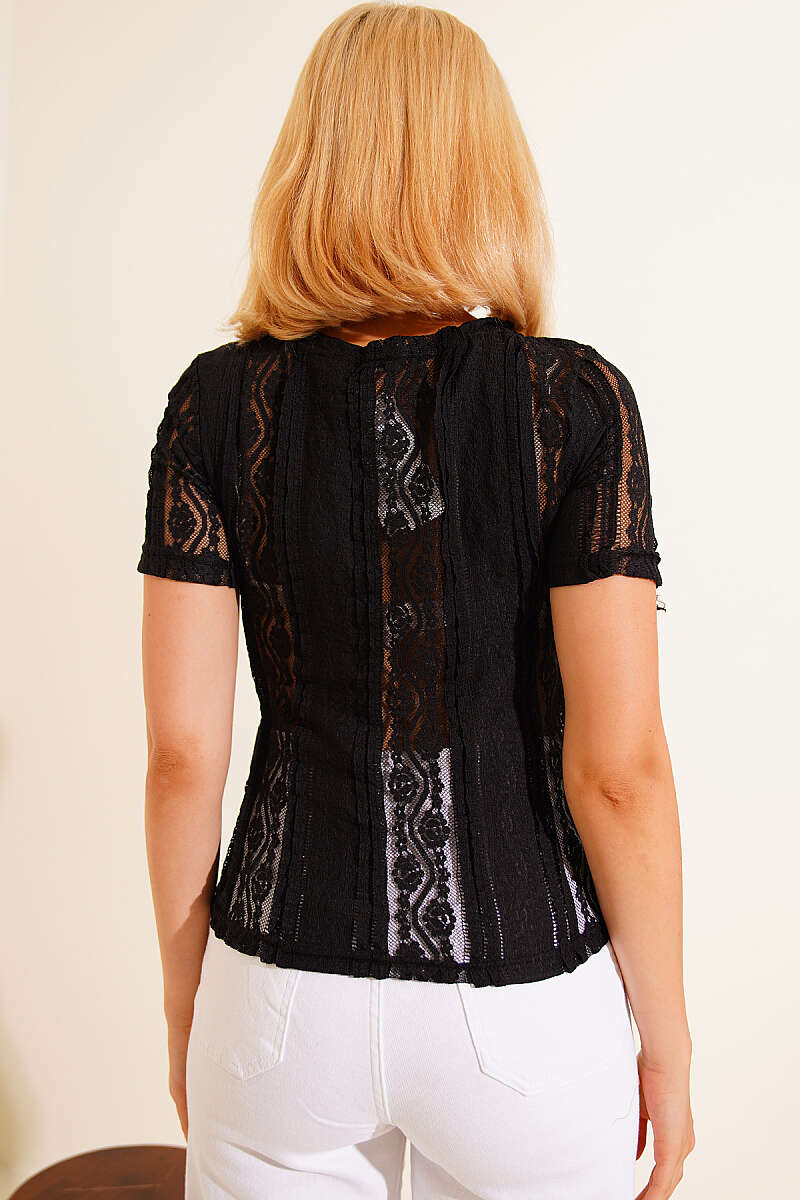 Side-Tie Lace Blouse - Black