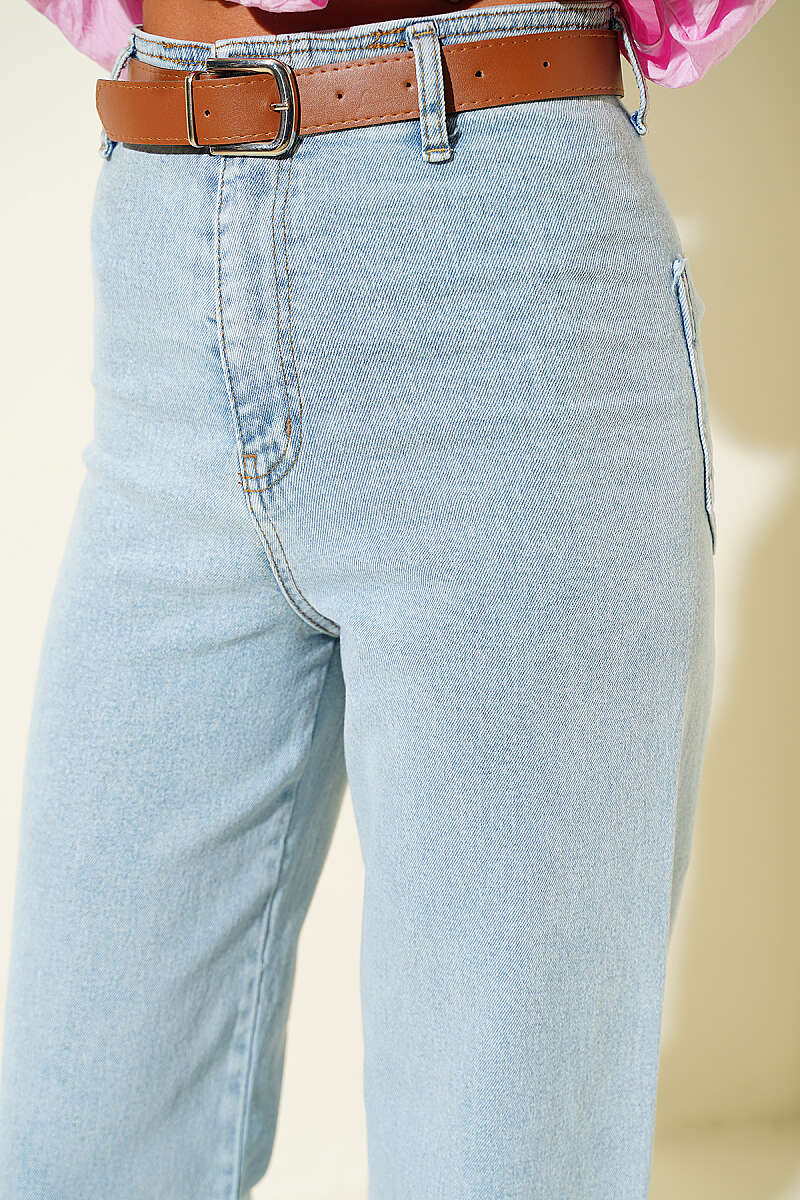 Belted Seamless-Side Wide-Leg Jeans - Ice Blue