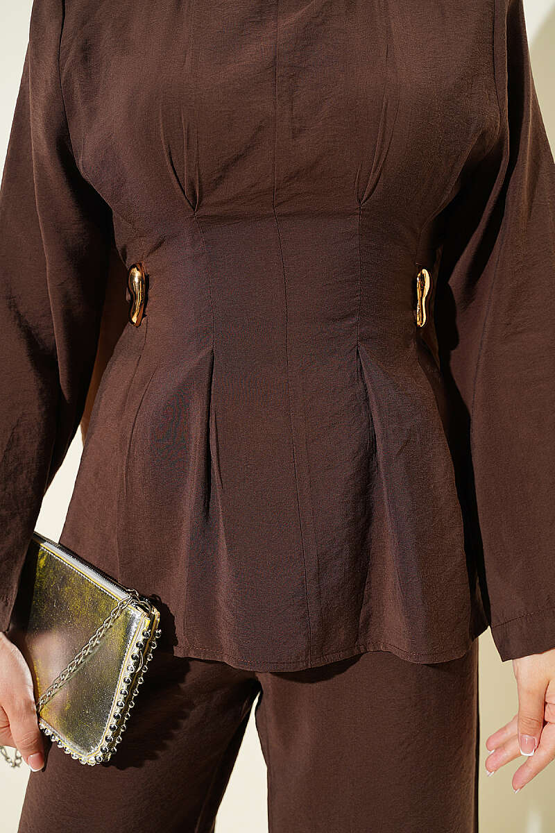 Pleated Two-Piece Set with Side Gold Buckle - Brown