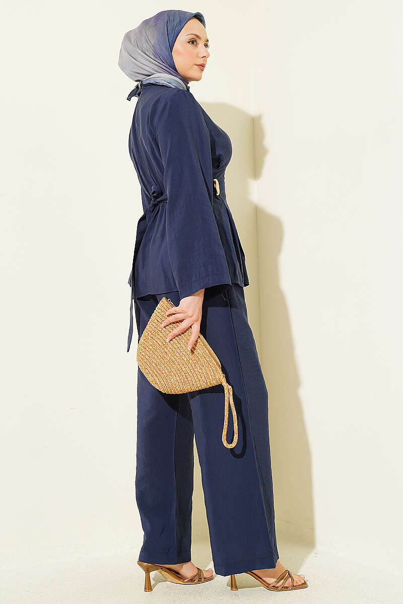 Pleated Two-Piece Set with Side Gold Buckle - Navy