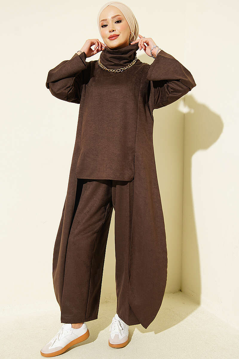 Two-Piece Set with Side Panels - Brown