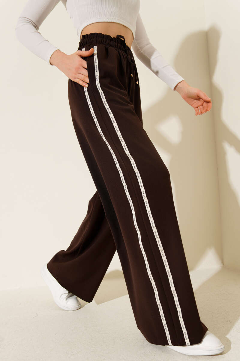 Palazzo Pants with Side Stripe and Elastic Waist - Brown