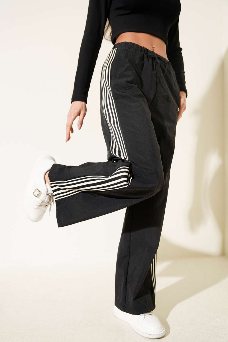 Parachute Pants with Side Stripe - Black