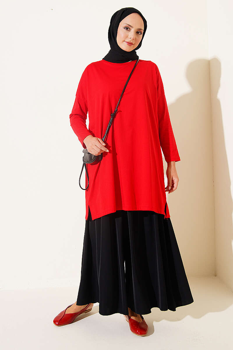 Basic Tunic with Side Slits - Red