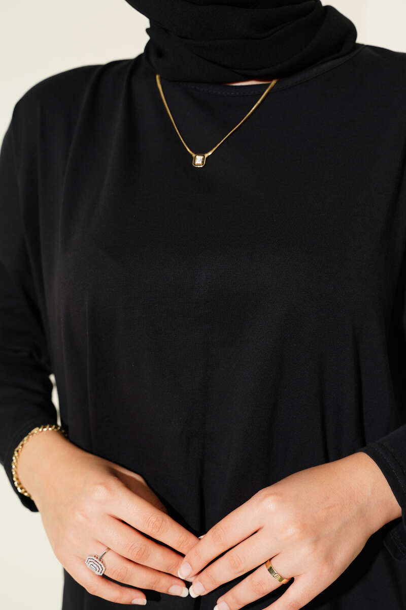 Basic Tunic with Side Slits - Black