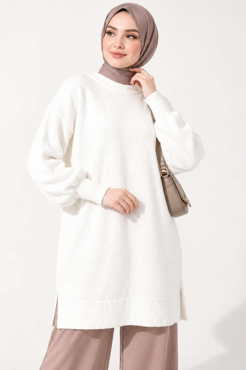 Long Soft Knit Tunic with Side Slits - Ecru