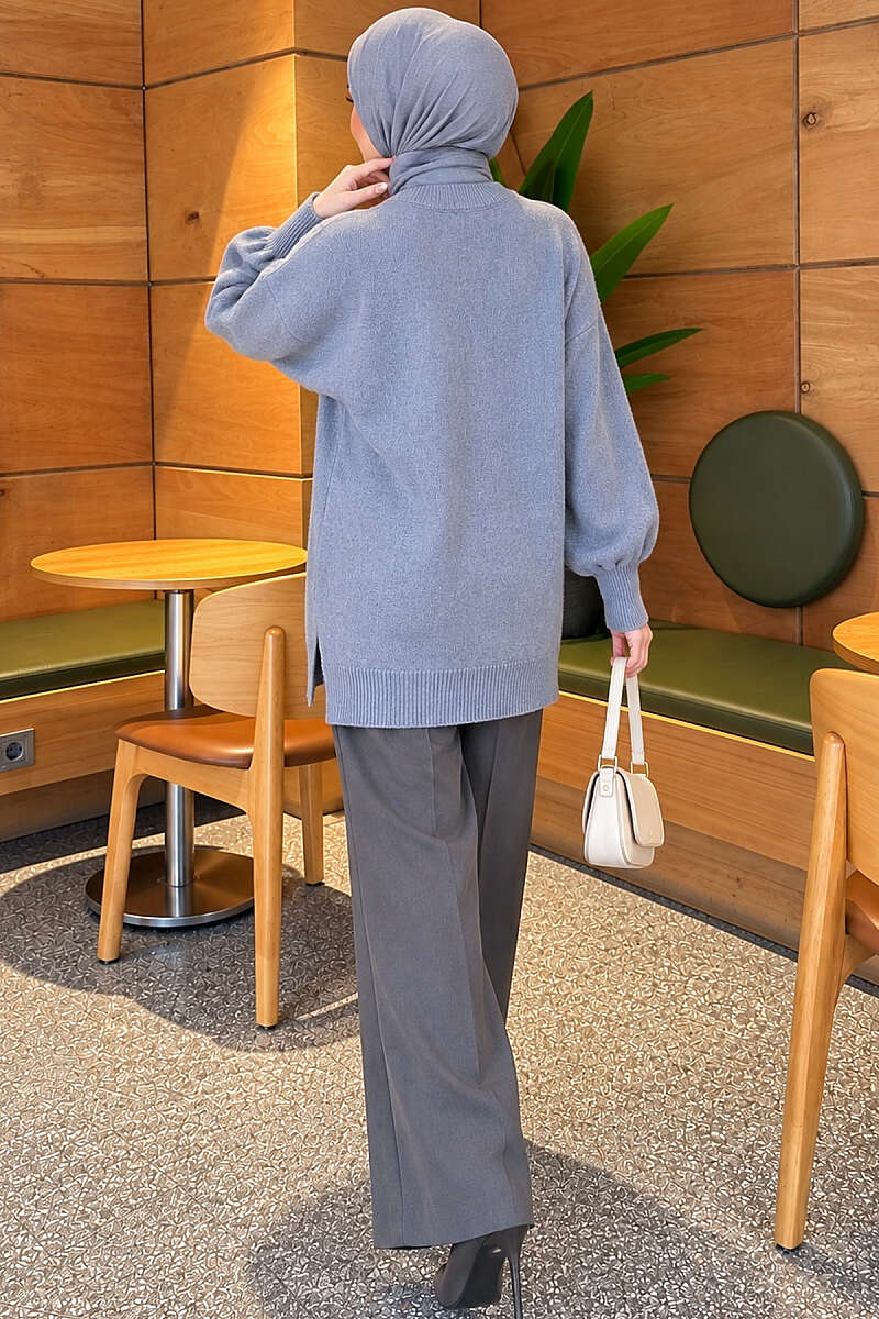 Long Soft Knit Tunic with Side Slits - Blue