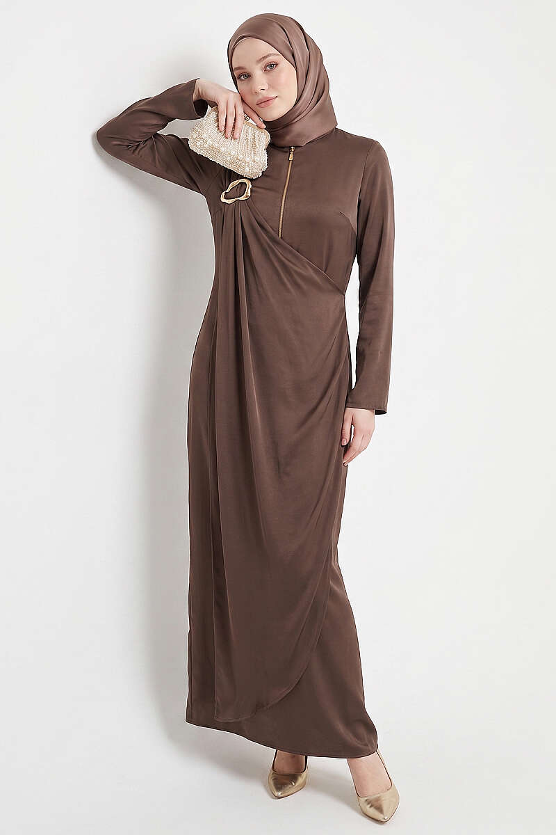 Side-Brooch Ruched Dress - Brown
