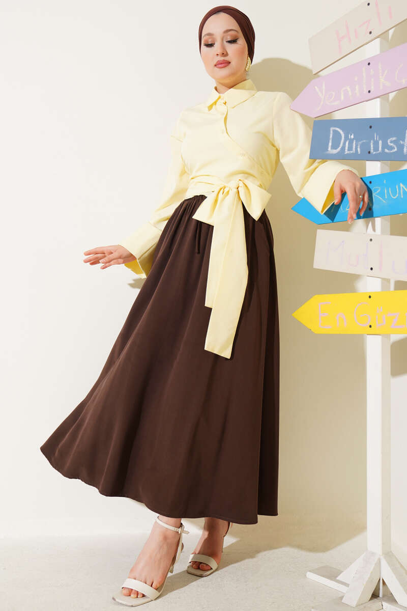 Basic Skirt with Side Pockets - Brown